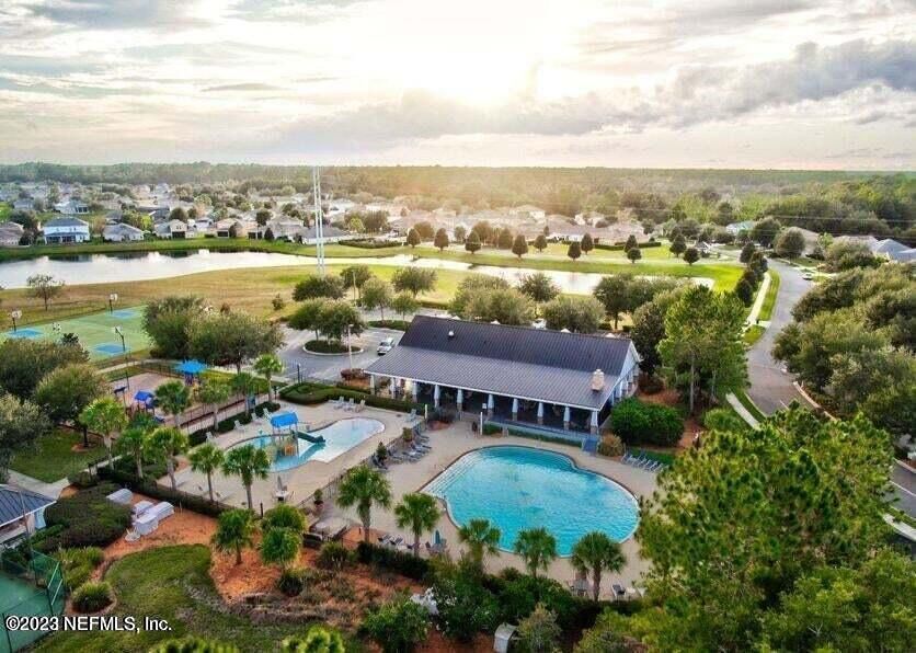 Spacious Yellow Bluff Beauty property image