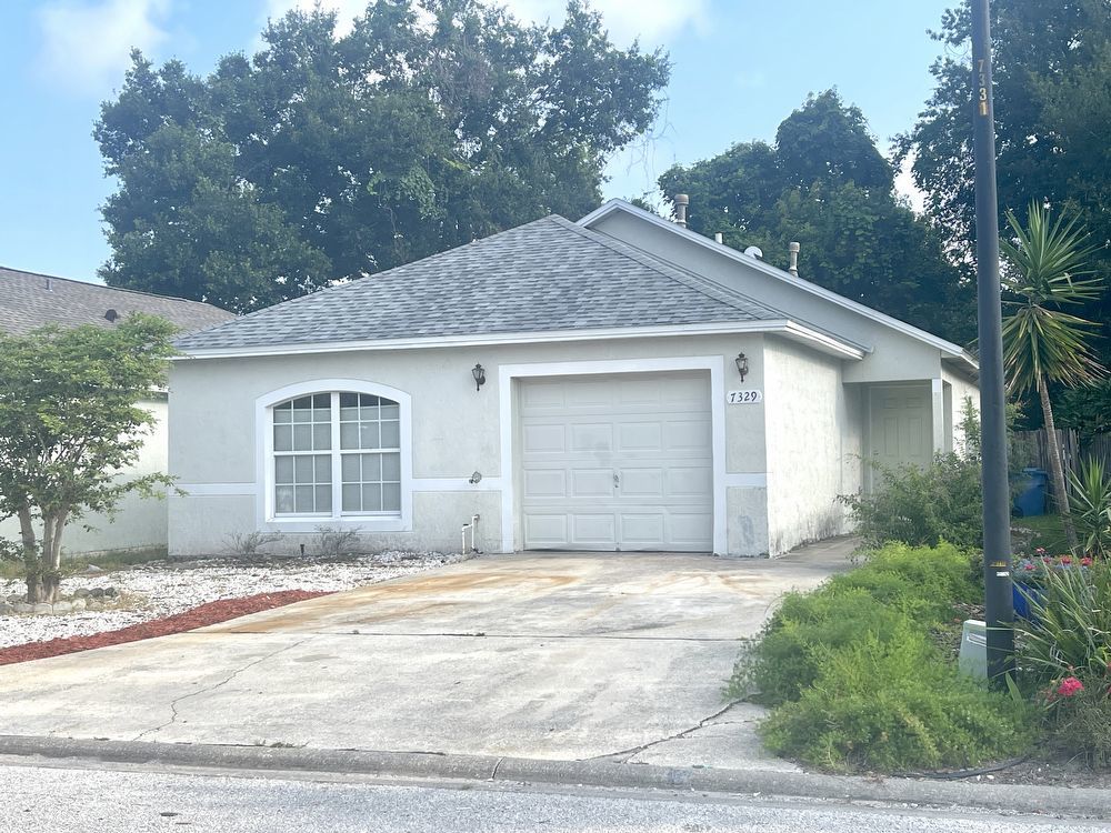 Charming 3-bed, 2-bath in Convenient Location property image