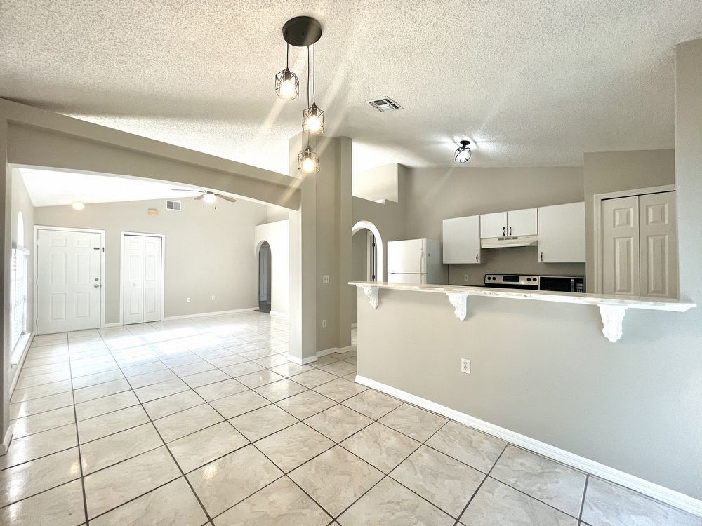 Charming 3-bed, 2-bath in Convenient Location property image