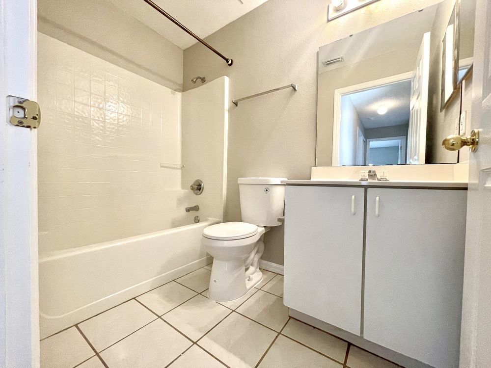 Charming 3-bed, 2-bath in Convenient Location property image