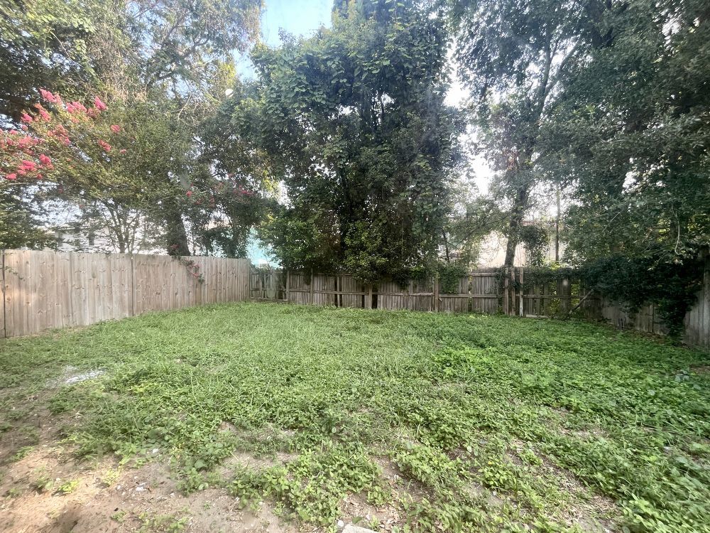 Charming 3-bed, 2-bath in Convenient Location property image