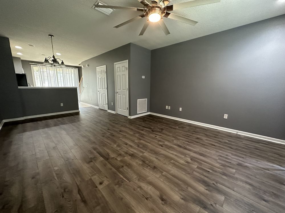 Adorable Townhome in Prime Location! property image