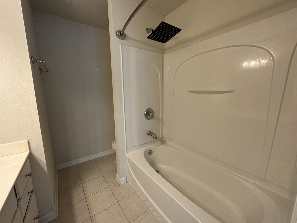 Adorable Townhome in Prime Location! property image