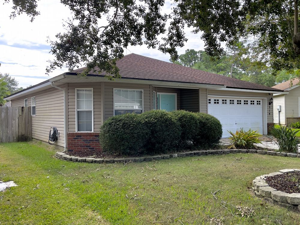 Spacious 4-Bedroom Home in East Arlington: Your Ideal Blend of Comfort and Convenience property image