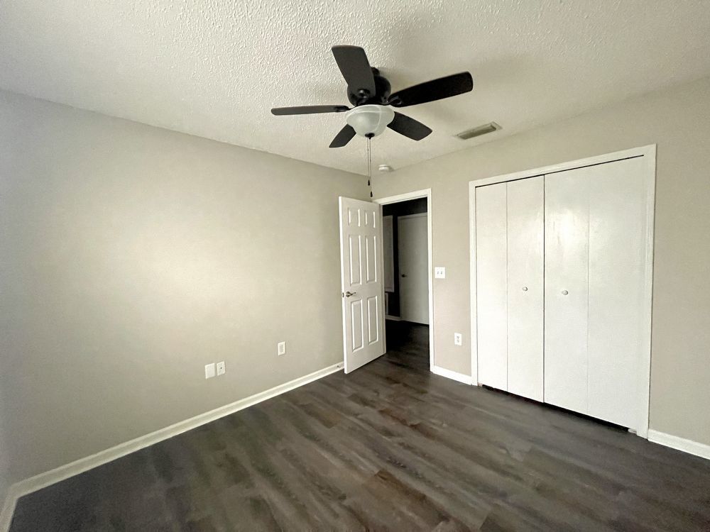 Spacious 4-Bedroom Home in East Arlington: Your Ideal Blend of Comfort and Convenience property image