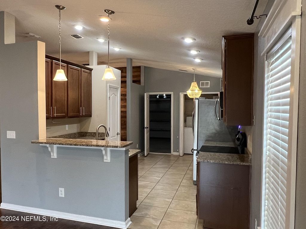 Great 4-bedroom home in Victoria Lakes property image