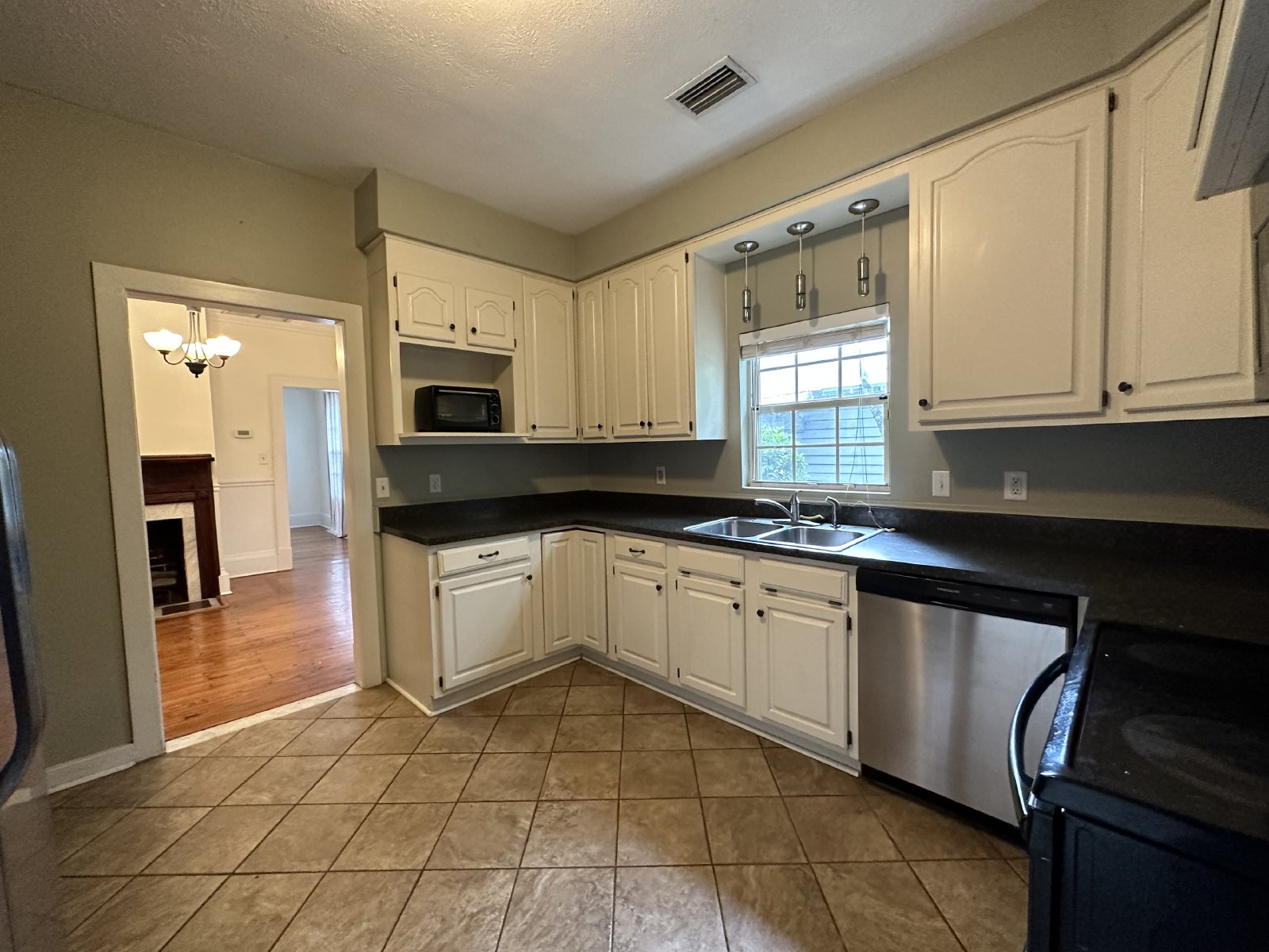 Charming Avondale Home! property image