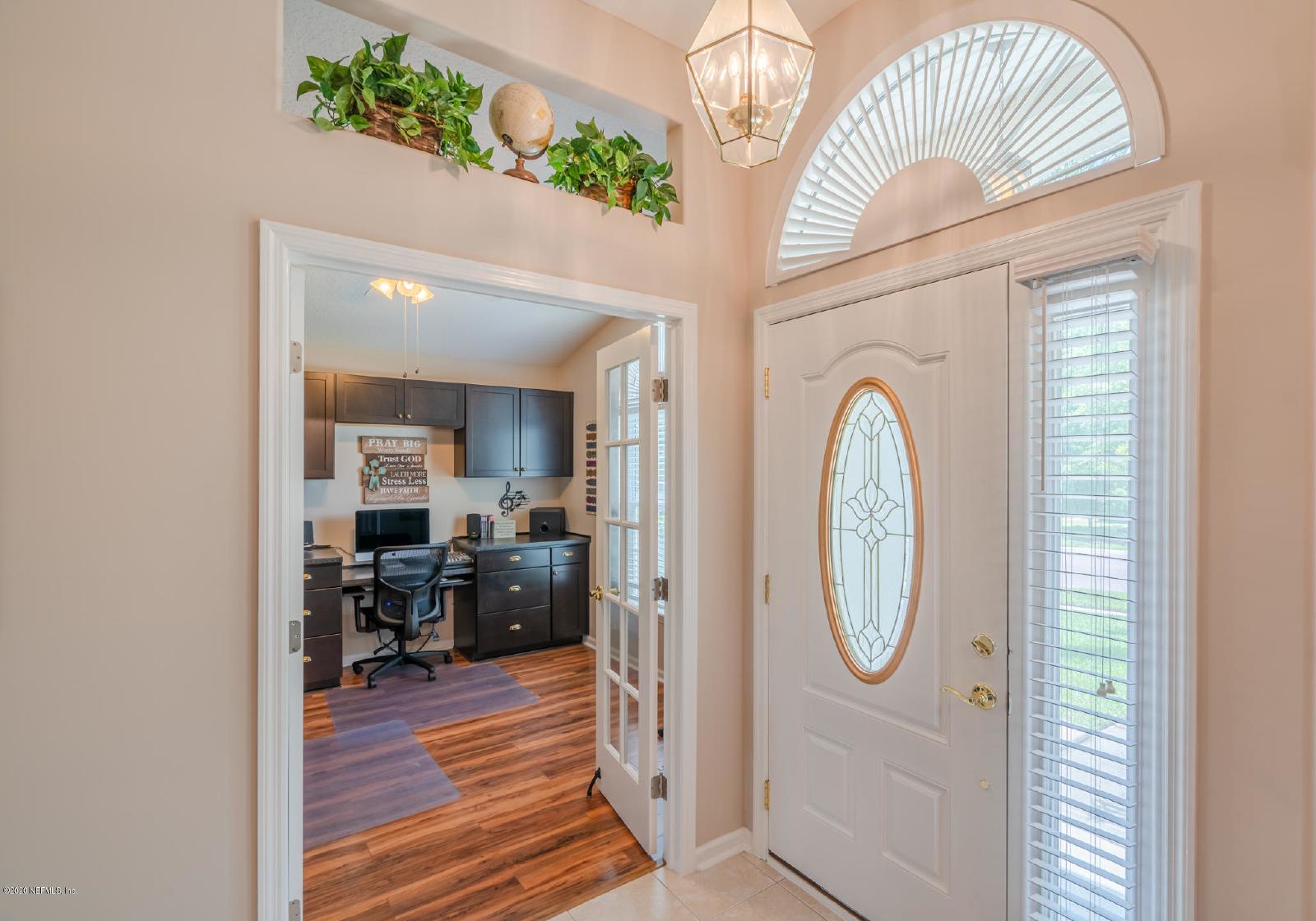 Large 3 bedroom with separate office in Captiva Bluff property image