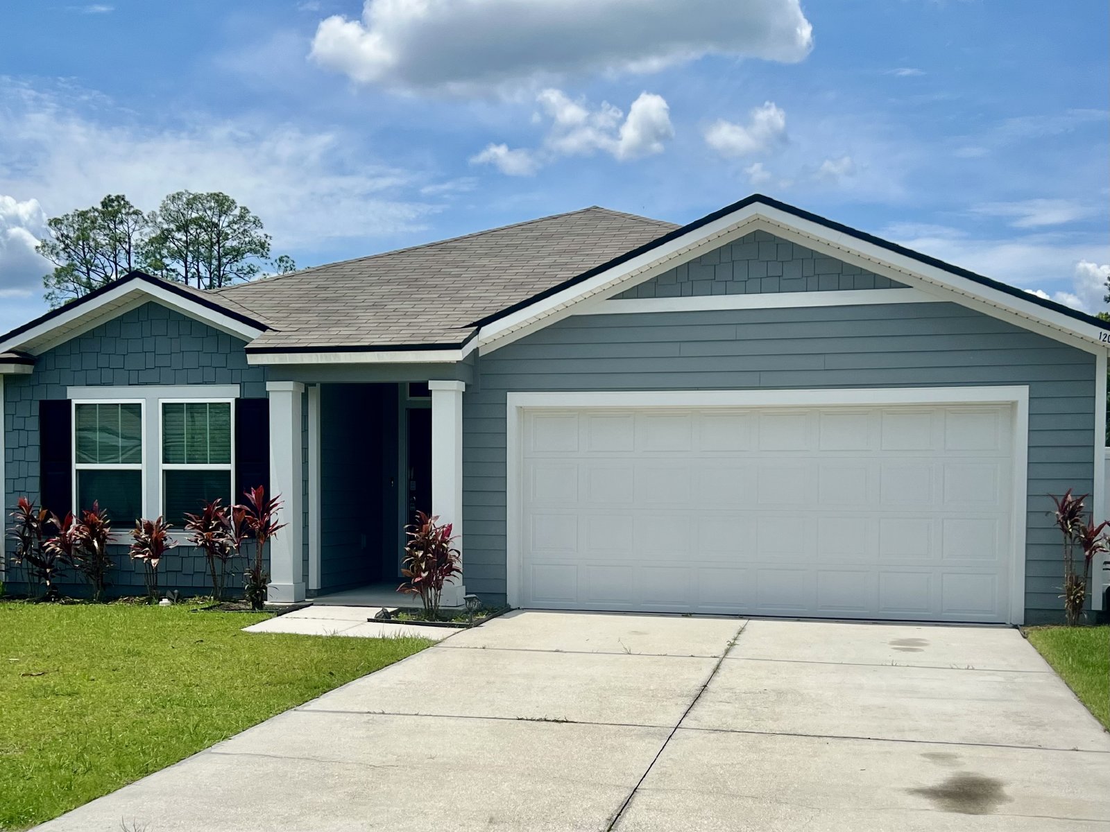 Like New 3/2 Northside home property image