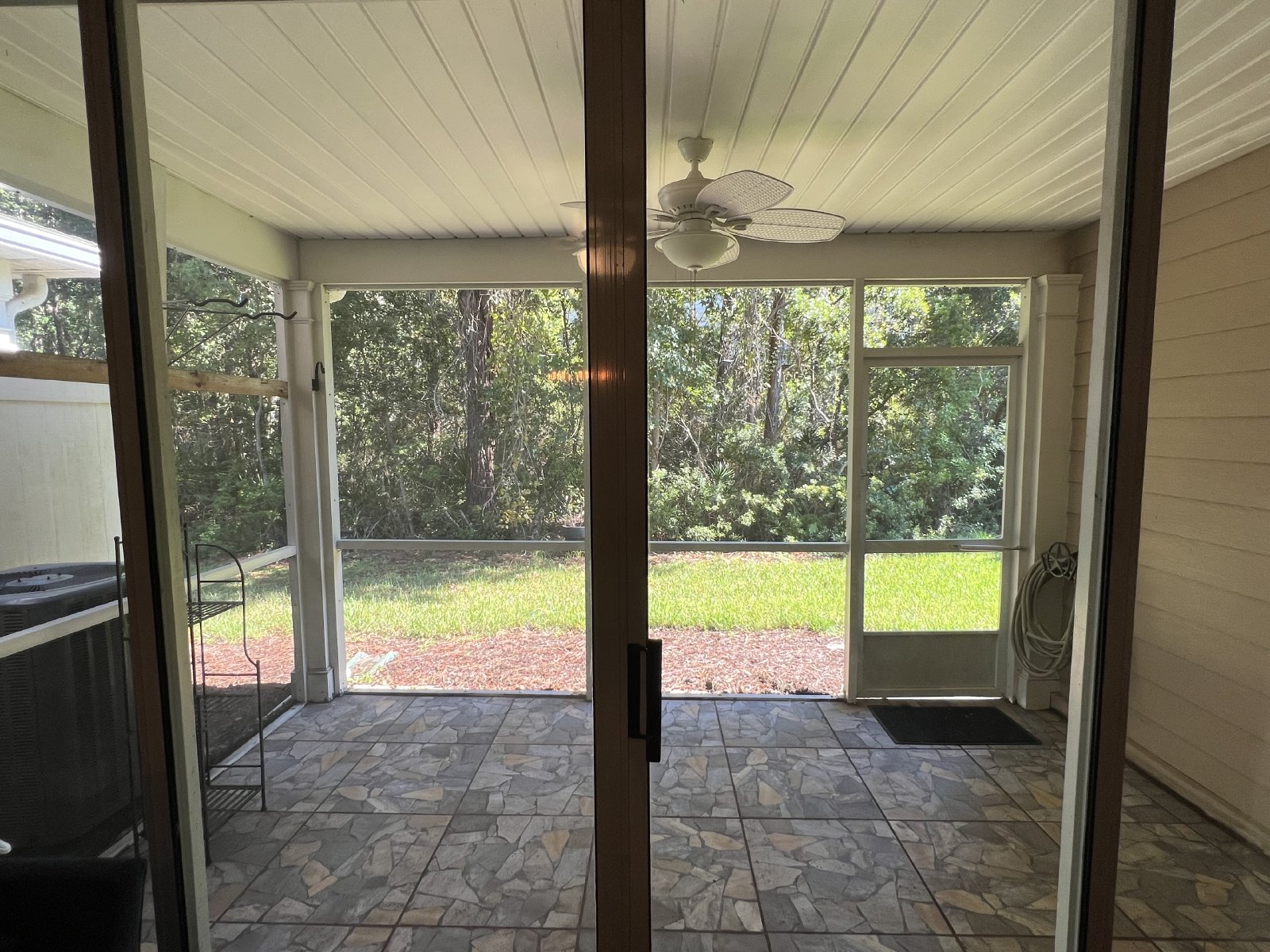 Charming 3-Bedroom Townhome with Hardwood Floors and Community Amenities Near St. Johns Town Center property image