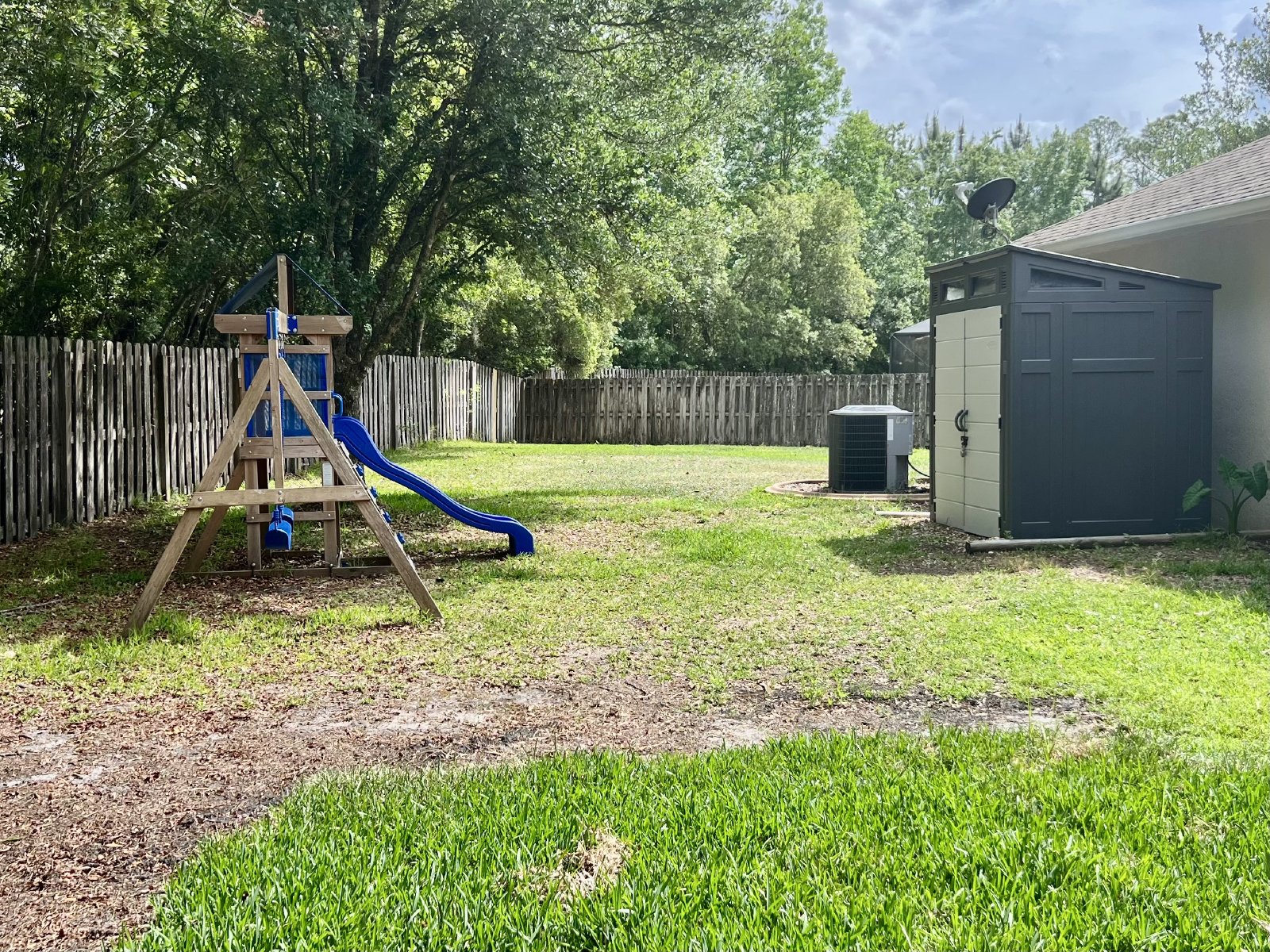 Spacious 4-Bedroom Home for Rent in a Fantastic Community! property image