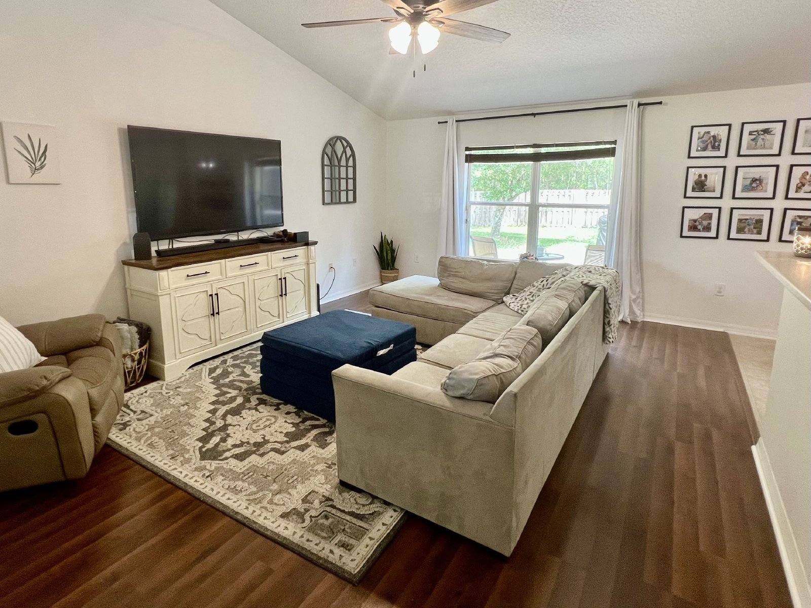 Spacious 4-Bedroom Home for Rent in a Fantastic Community! property image