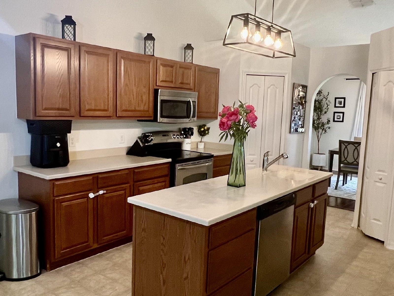 Spacious 4-Bedroom Home for Rent in a Fantastic Community! property image