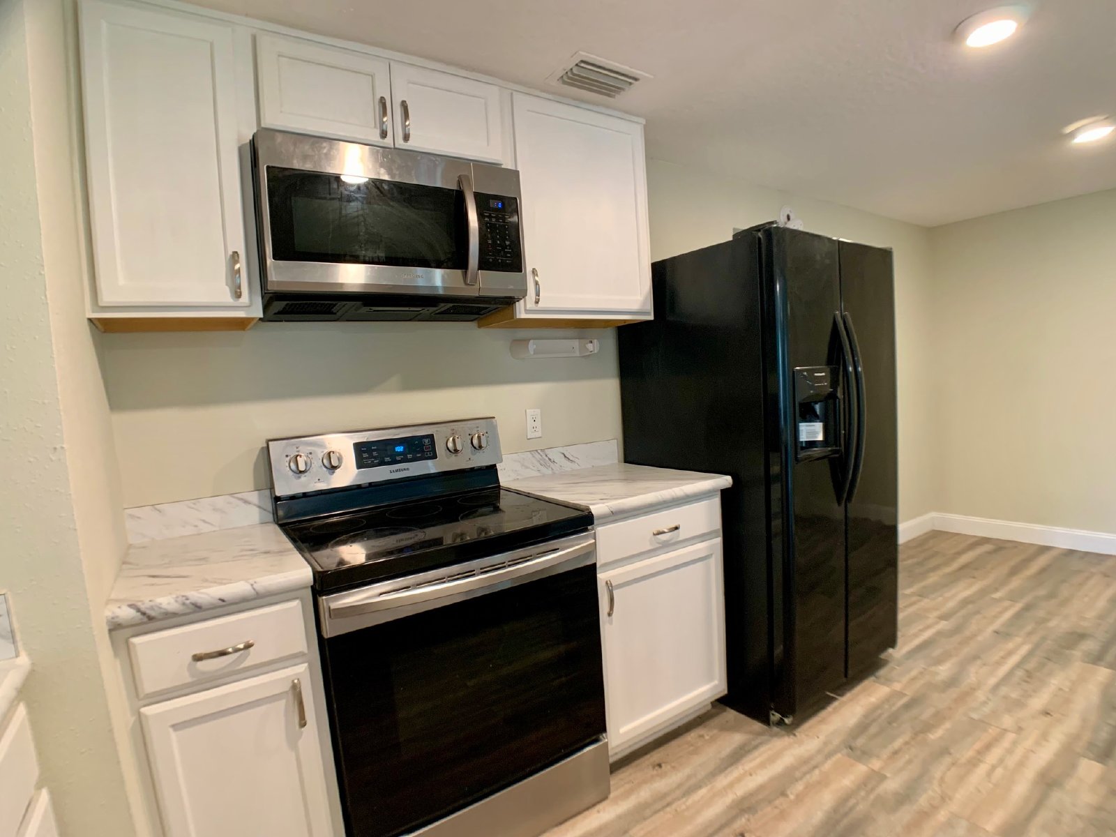 Charming Home in Orange Park property image