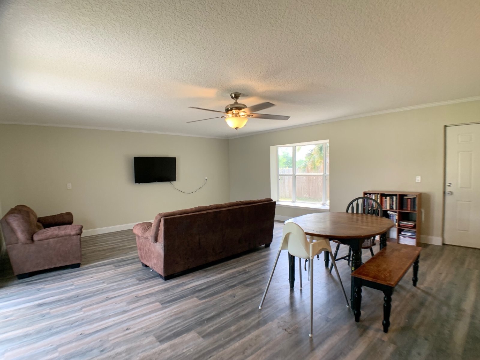 Charming Home in Orange Park property image