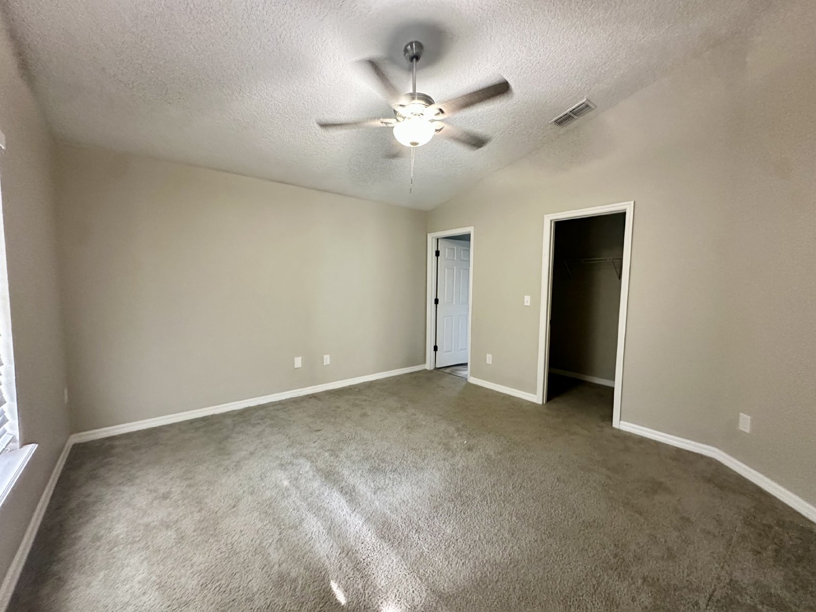 Adorable, Updated Home in Heart of Middleburg! property image