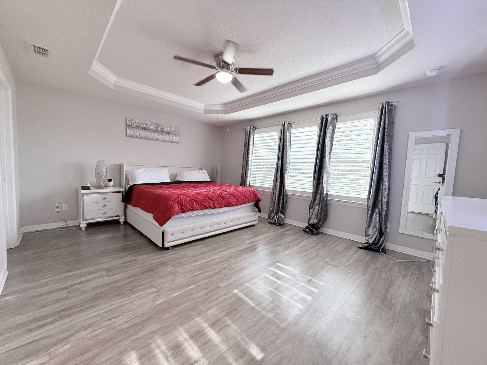 Updated Townhome in Gated Community, Spacious Layout & No Carpet! property image