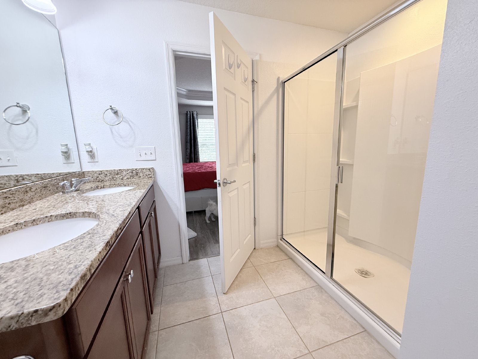 Updated Townhome in Gated Community, Spacious Layout & No Carpet! property image