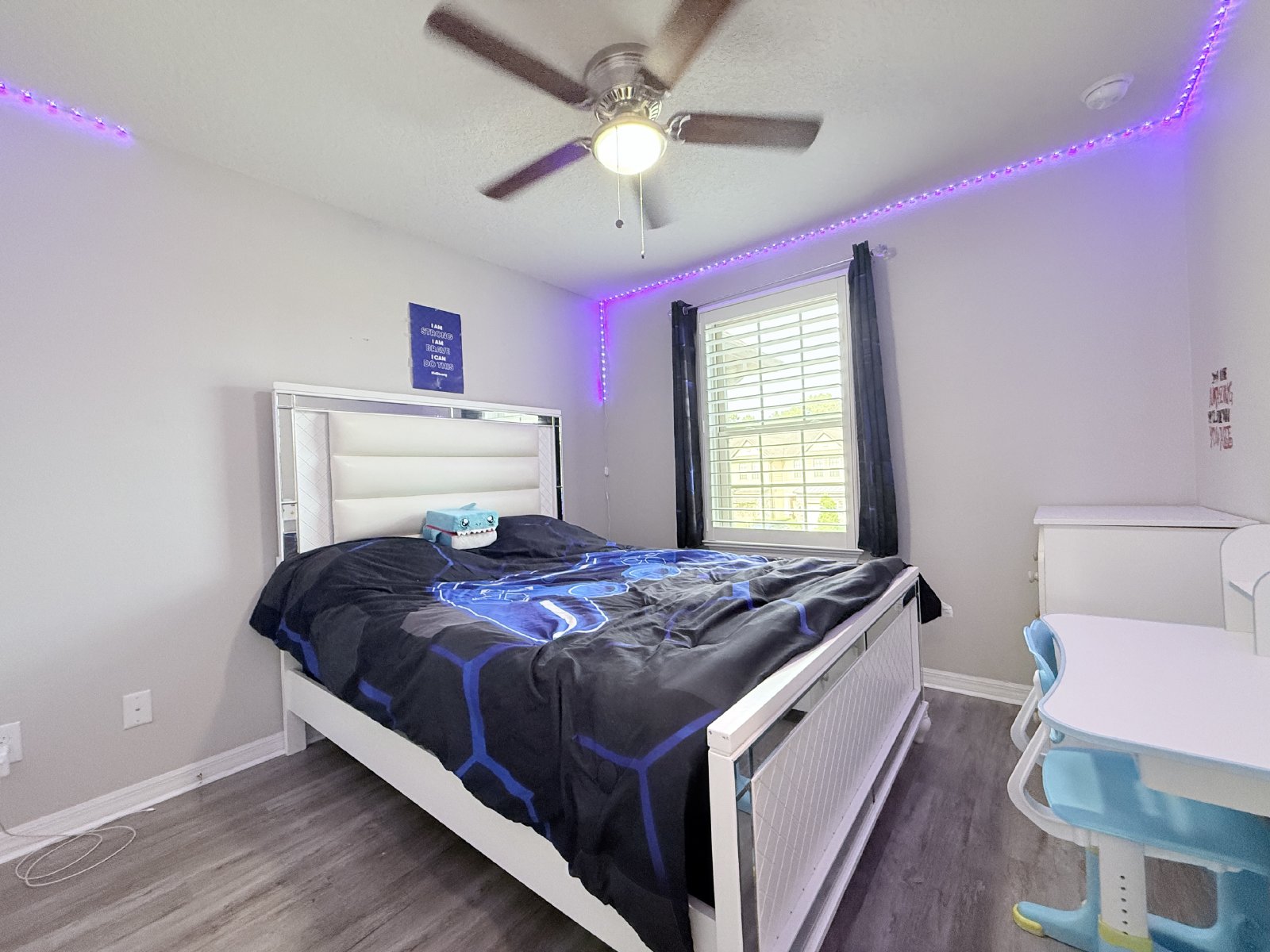 Updated Townhome in Gated Community, Spacious Layout & No Carpet! property image