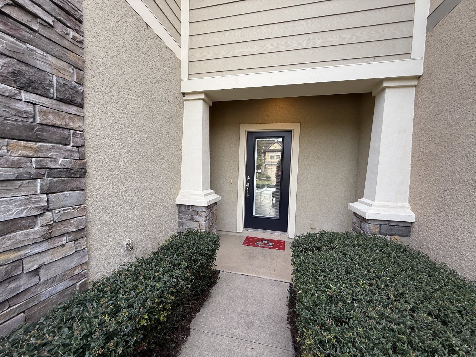 Updated Townhome in Gated Community, Spacious Layout & No Carpet! property image