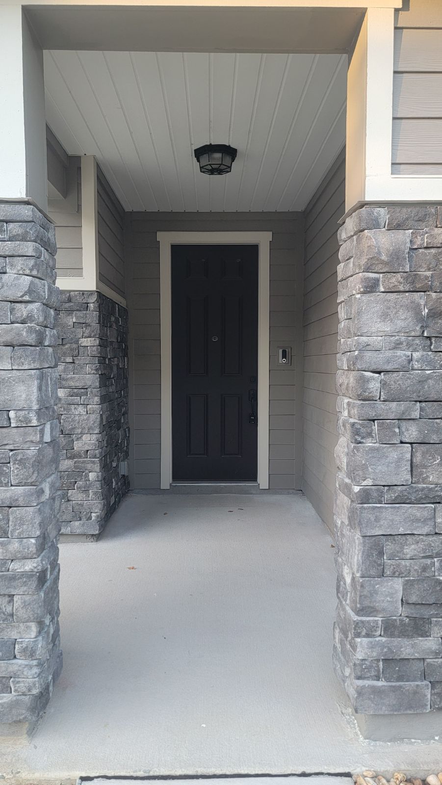 6413 Timber Cove Court, 32218 property image