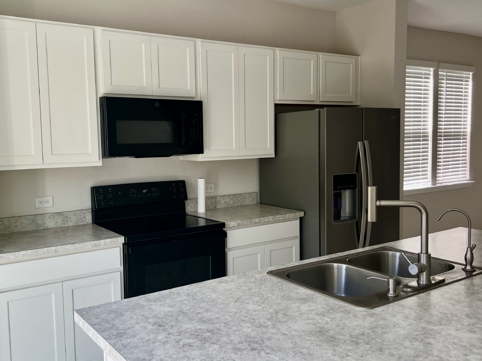 Beautiful 4 Bedroom • 2.5 Bath Home in Gated Community – Prime Location! property image