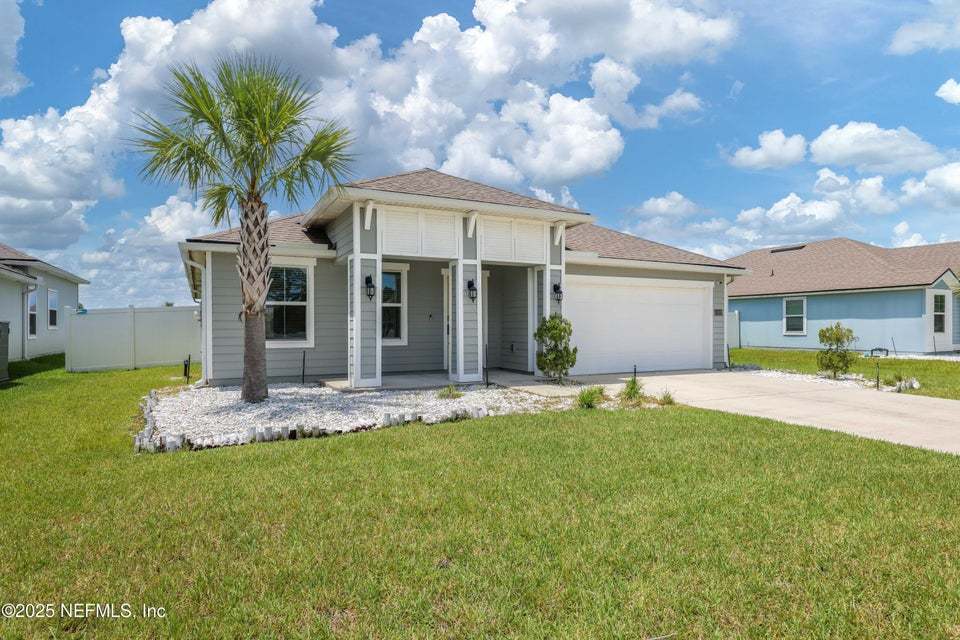 Beautiful 3-Bed, 2-Bath Home in a Highly Desirable Amenity-Rich Community! property image