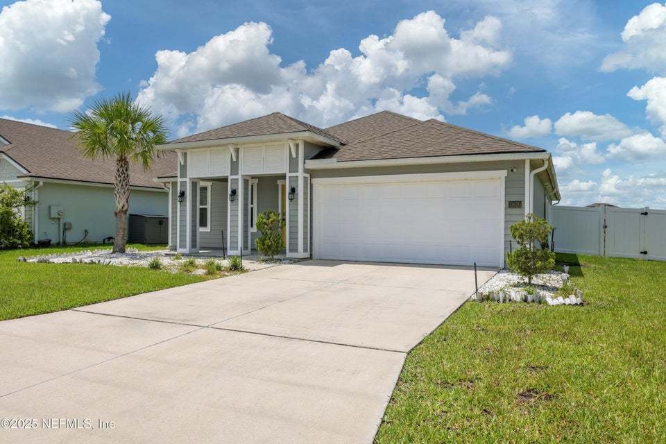 Beautiful 3-Bed, 2-Bath Home in a Highly Desirable Amenity-Rich Community! property image