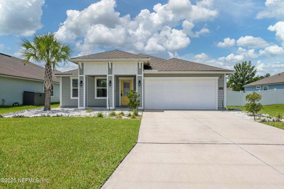 Beautiful 3-Bed, 2-Bath Home in a Highly Desirable Amenity-Rich Community! property image