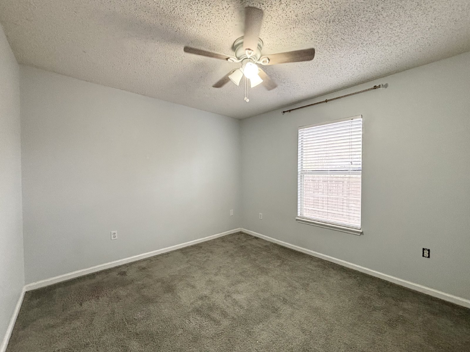 Cozy Cul-de-sac Home property image