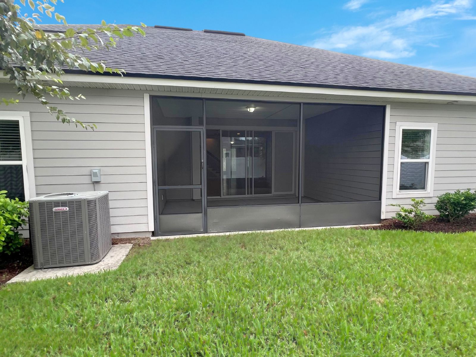 Large 4 Bedroom 4 bath in Yulee property image