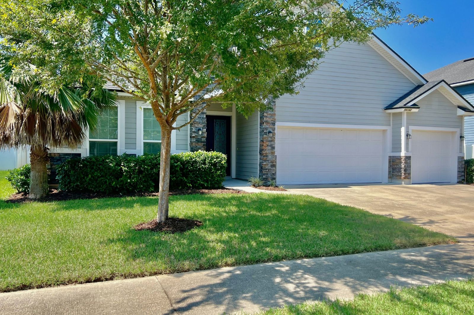 Large 4 Bedroom 4 bath in Yulee property image