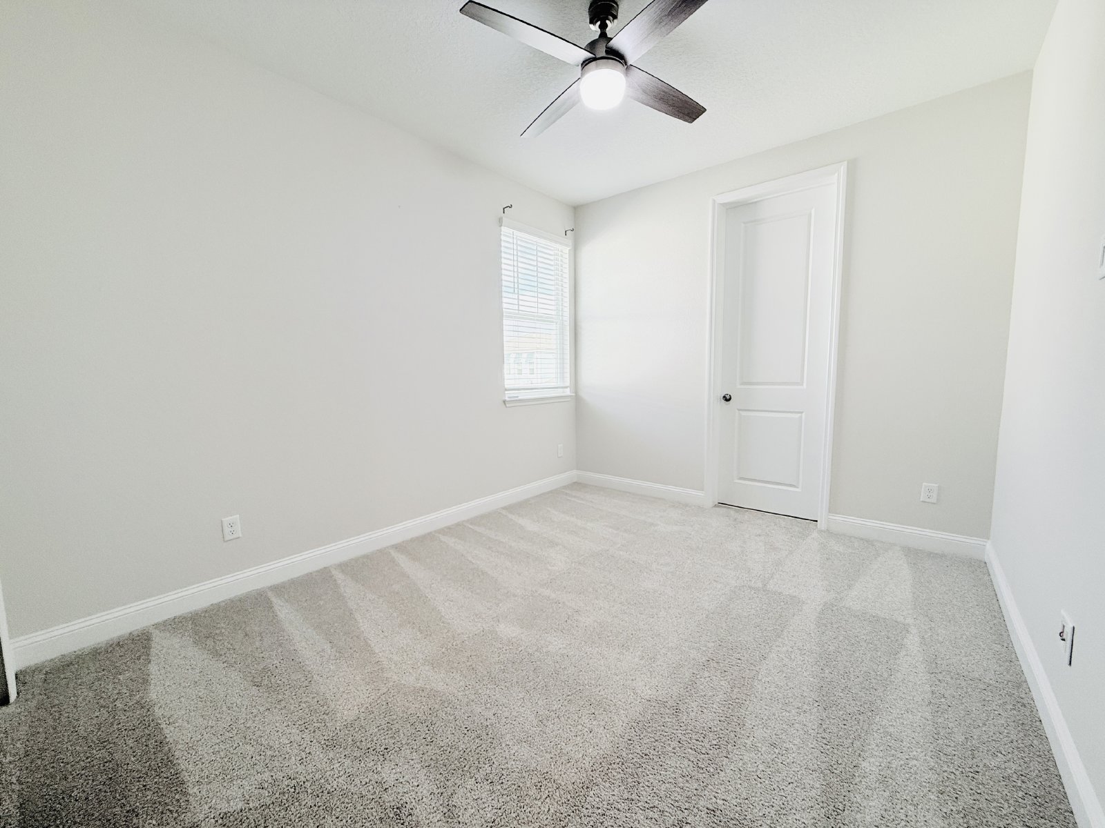 Practically New Townhome in Amazing Location! property image