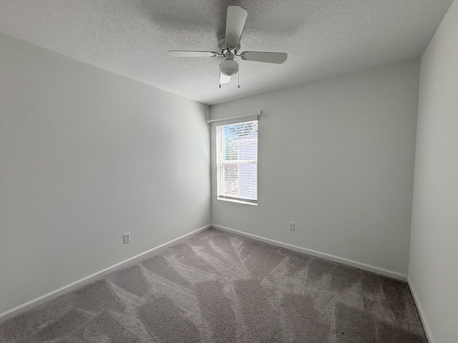 Newer Townhome in Orange Park property image