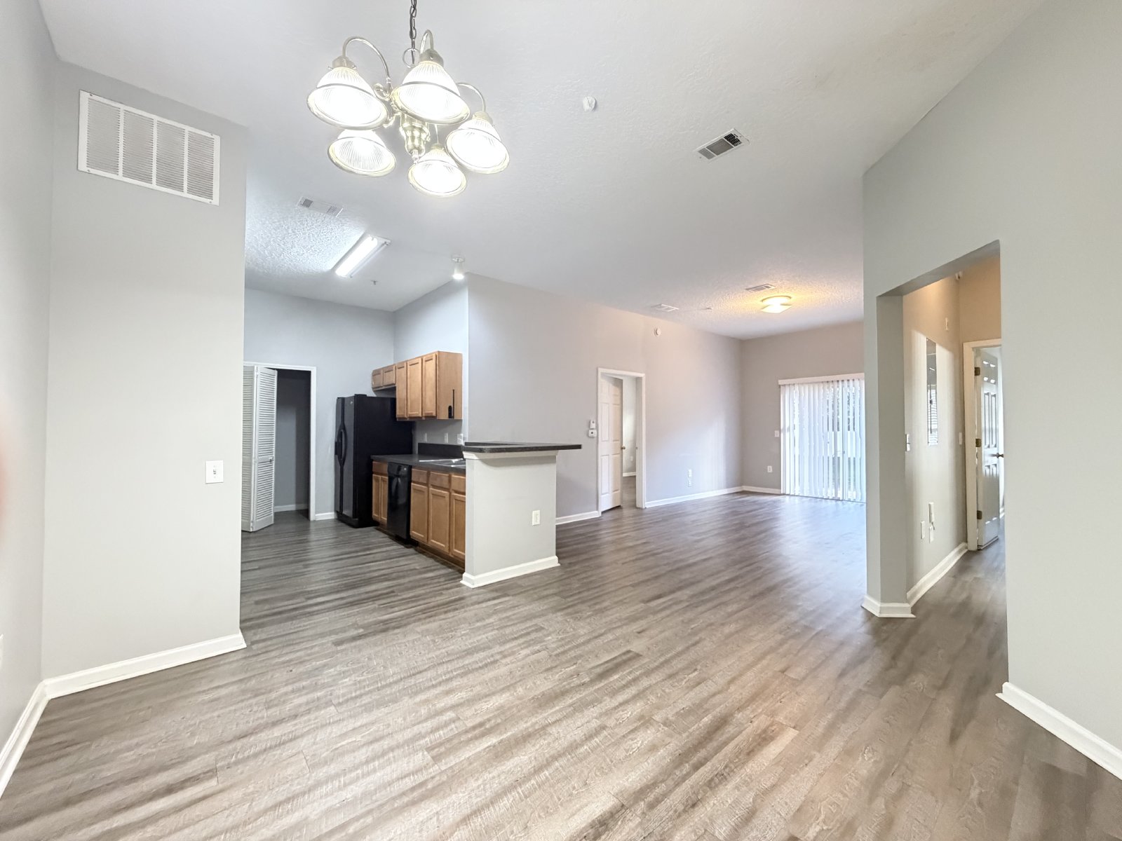 Beautifully Remodeled 2 / 2 In Merrill Pines Gated Community! property image