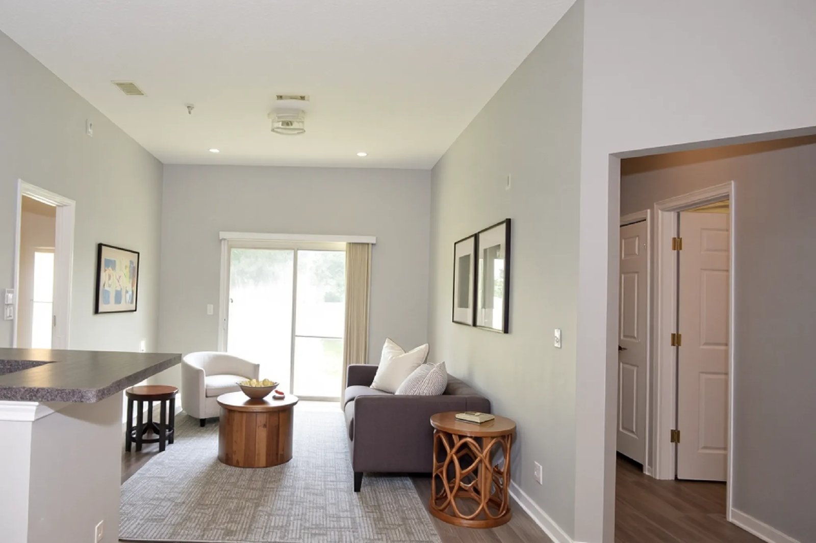 Beautifully Remodeled 2 / 2 In Merrill Pines Gated Community! property image