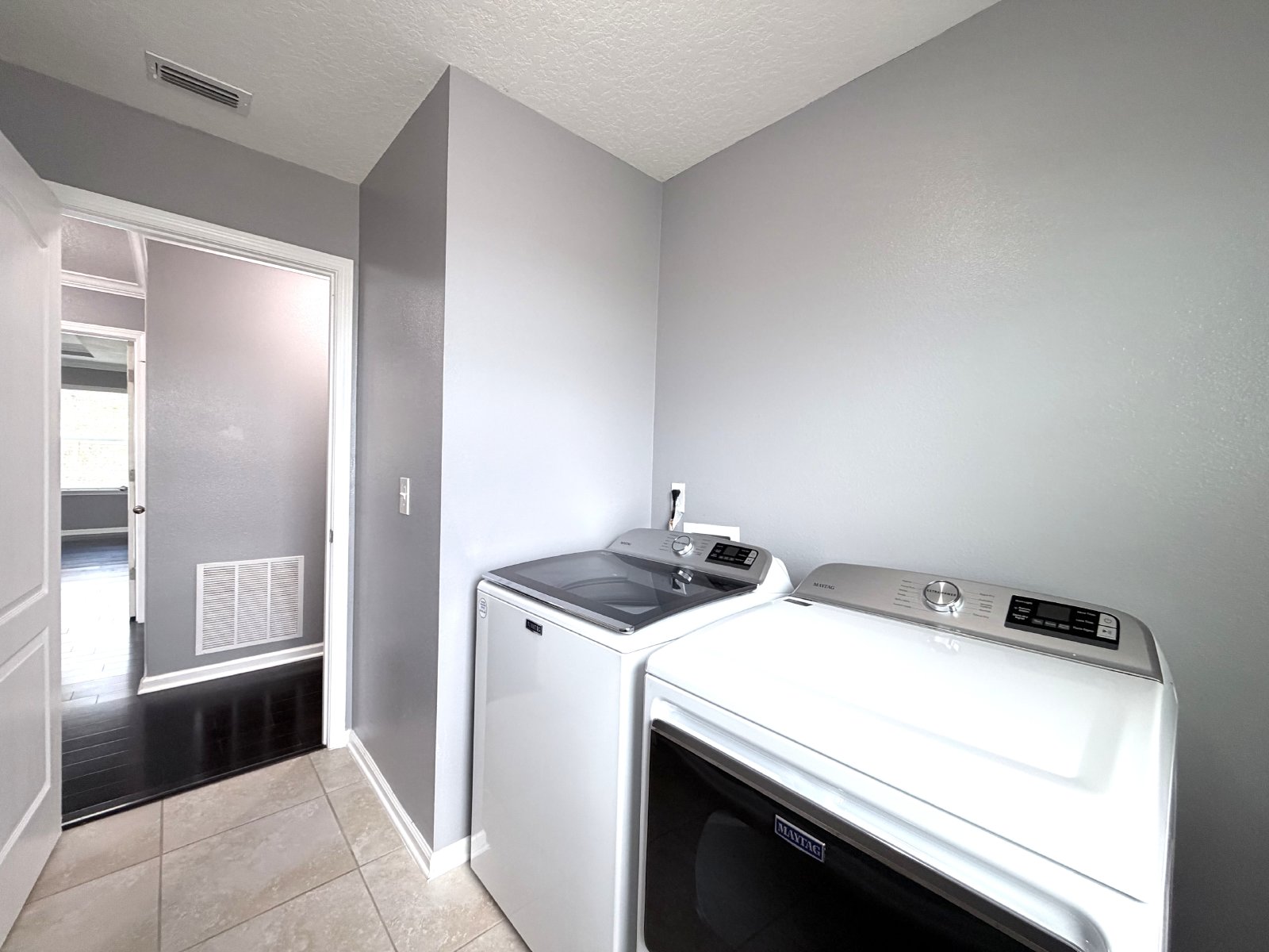 Available Now! Desirable 5 Beds/ 4 baths - @Murabella. St Johns. Preserve Nature view on a Cul-de-Sac property image