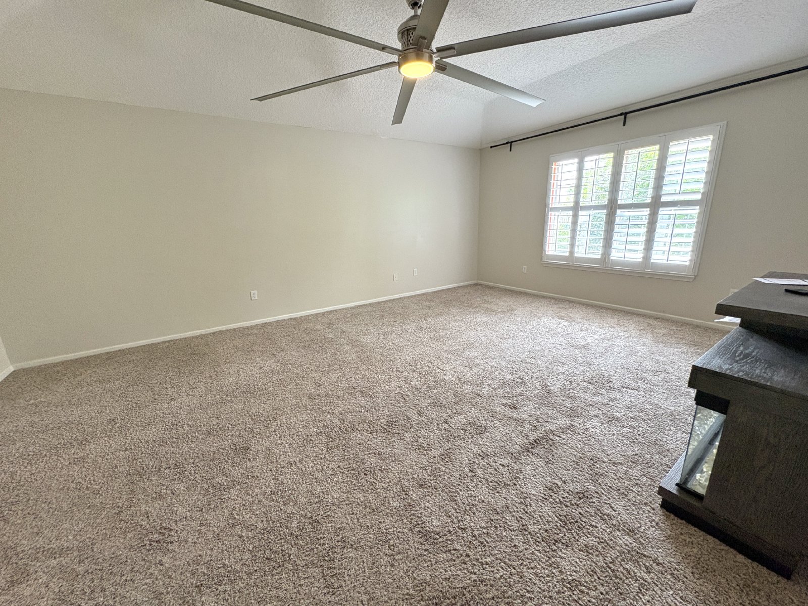 Spacious Two-Story Home with Hot Tub, Pool Table & Fenced Yard in Panther Creek property image