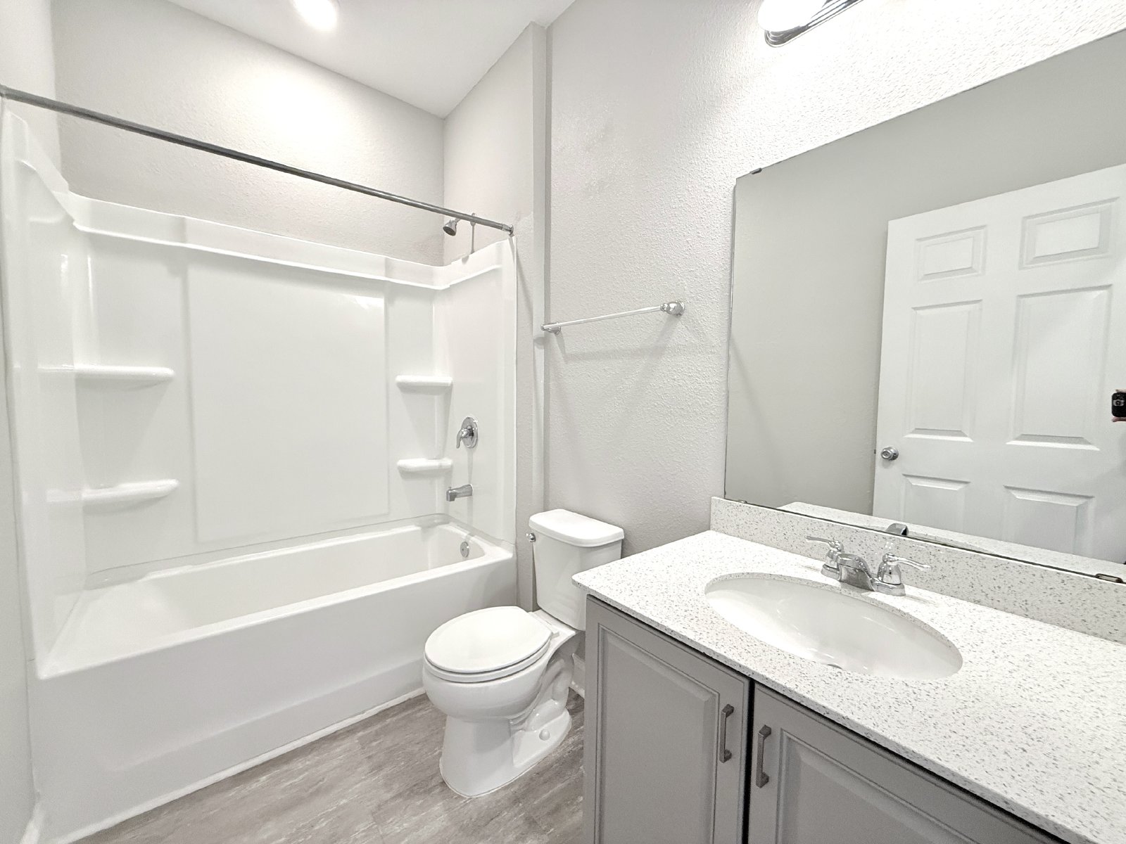 5BR Home with Downstairs Guest Suite, Screened Lanai & Fenced Yard property image