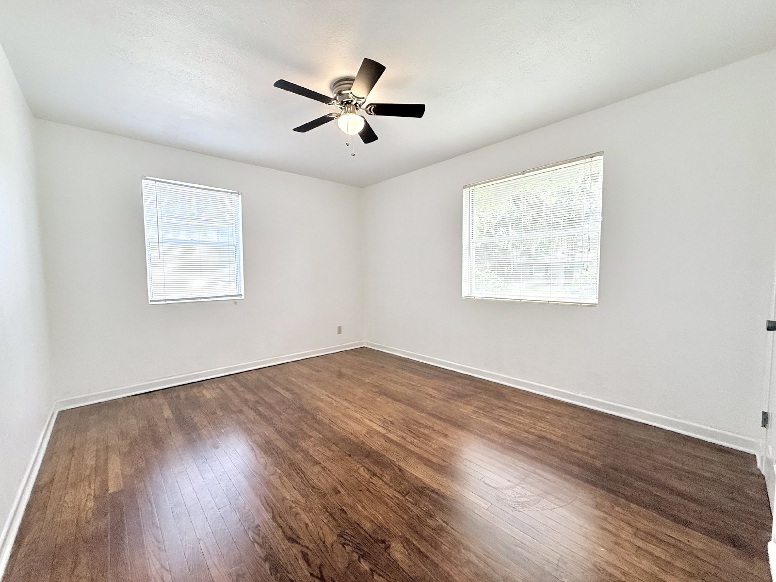 Charming 3BR Home with Modern Updated & Huge Fenced Yard property image