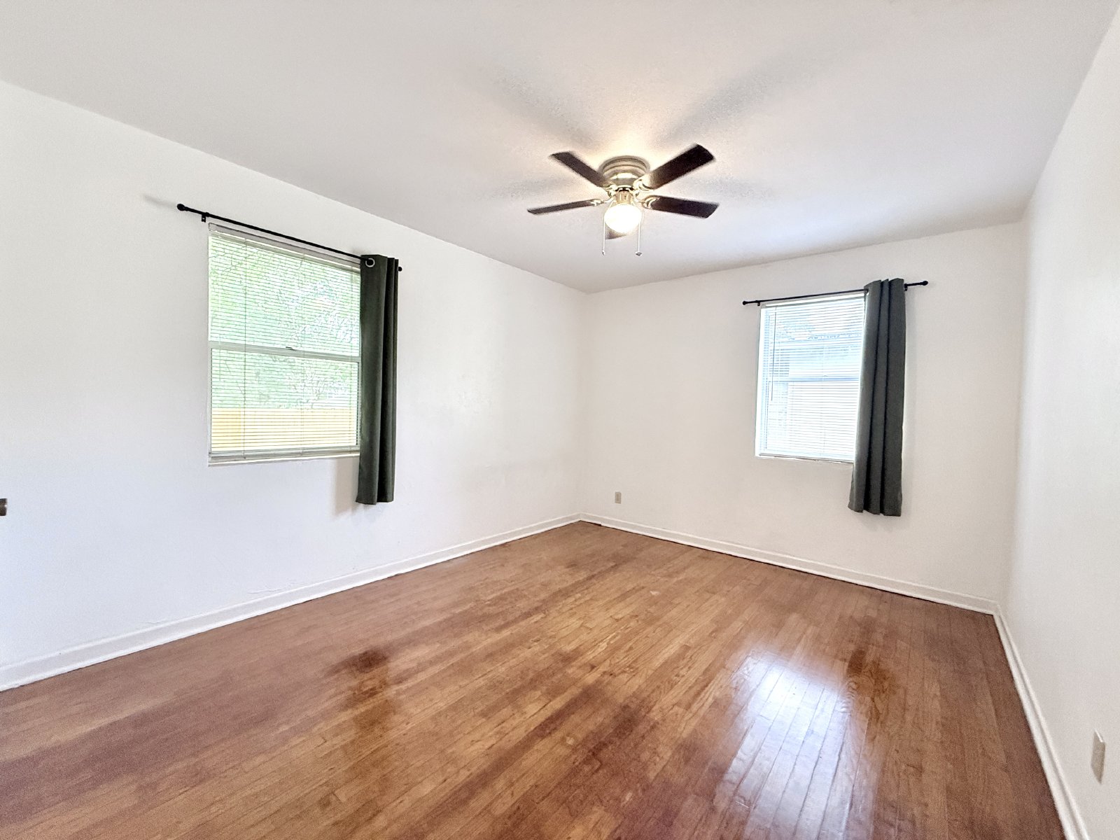 Charming 3BR Home with Modern Updated & Huge Fenced Yard property image