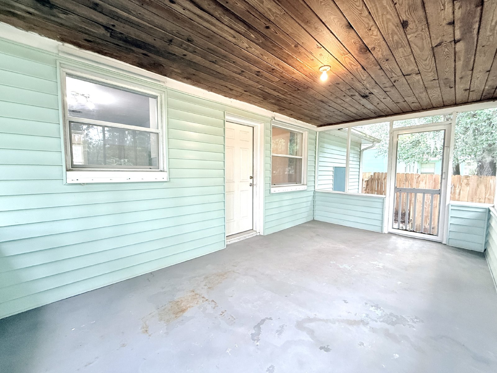 Charming 3BR Home with Modern Updated & Huge Fenced Yard property image