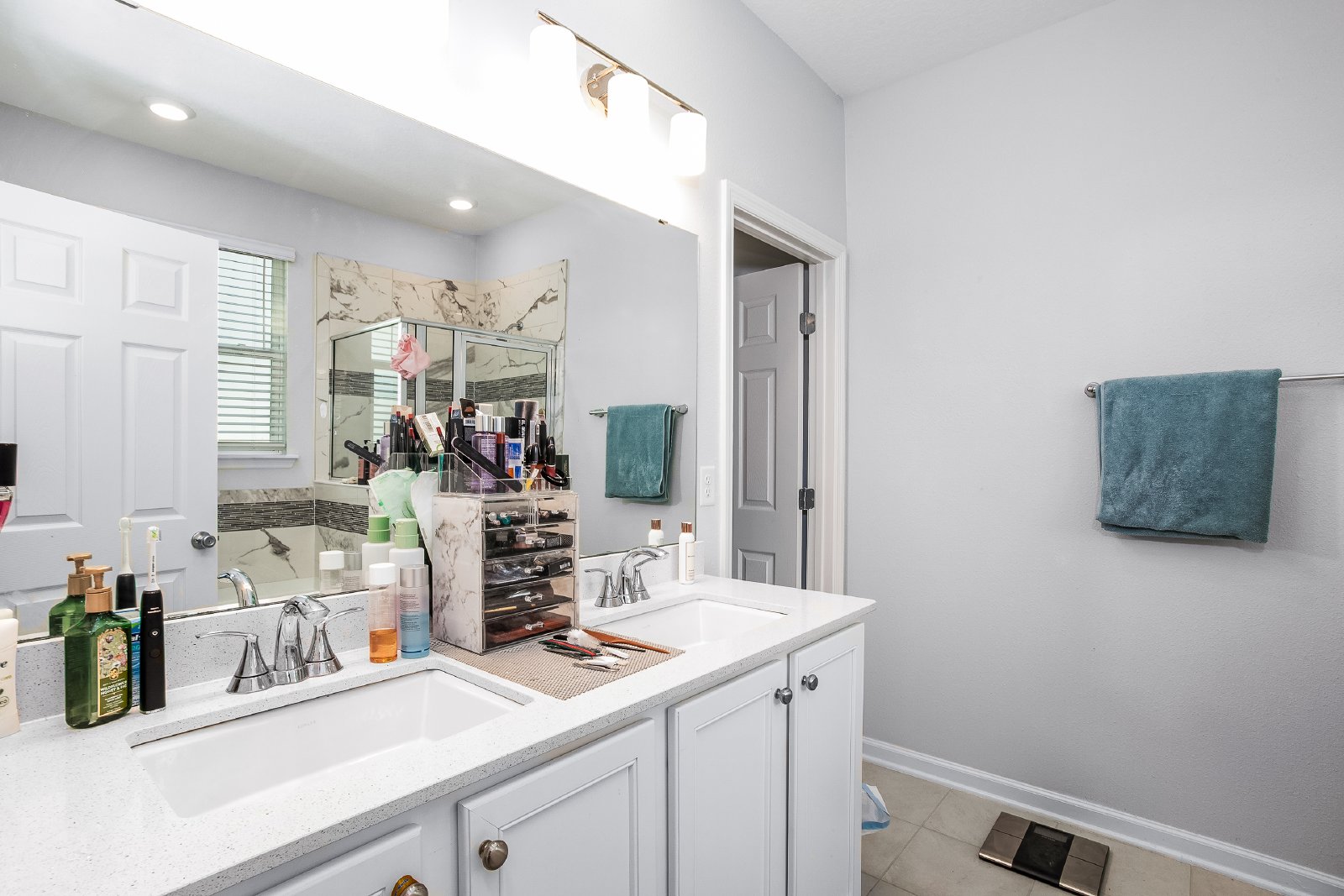 Spacious 3BR Home with Flex Space, Large Backyard & Open Floor Plan property image