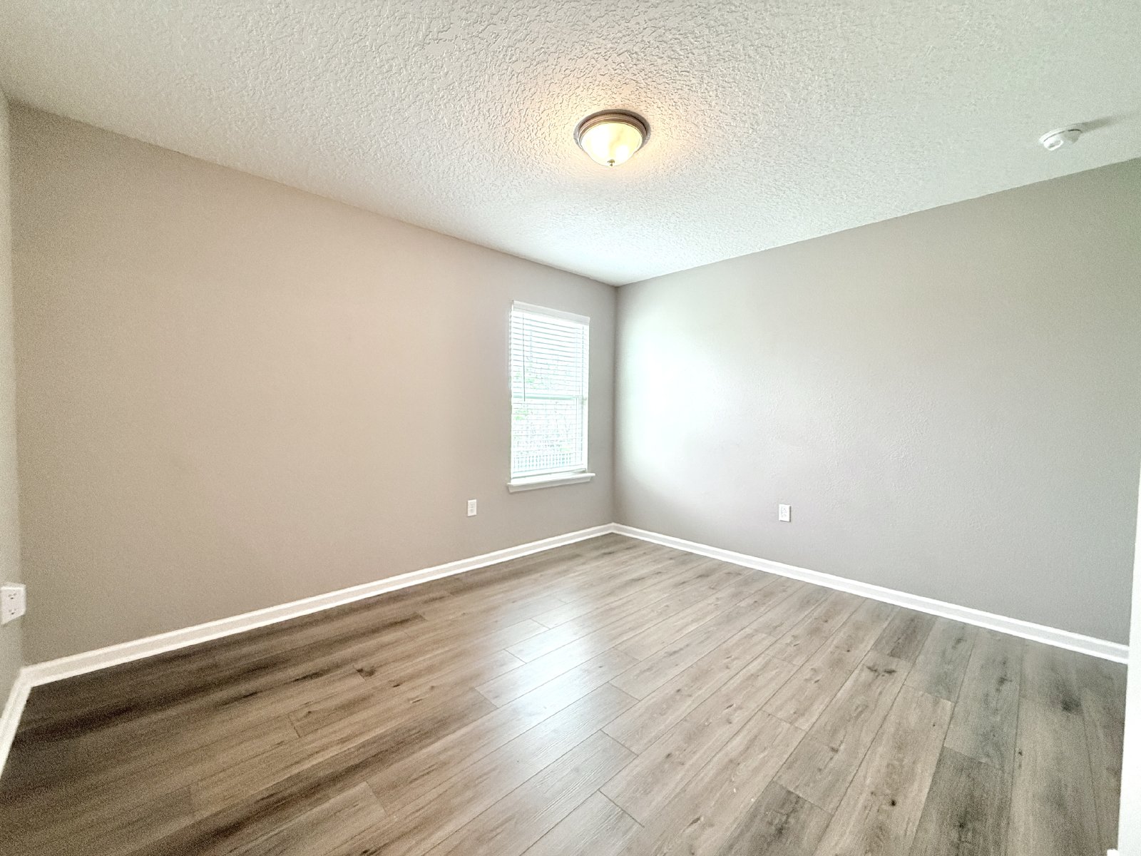 Spacious 3BR Home with Flex Space, Preserve Views & Community Amenities property image