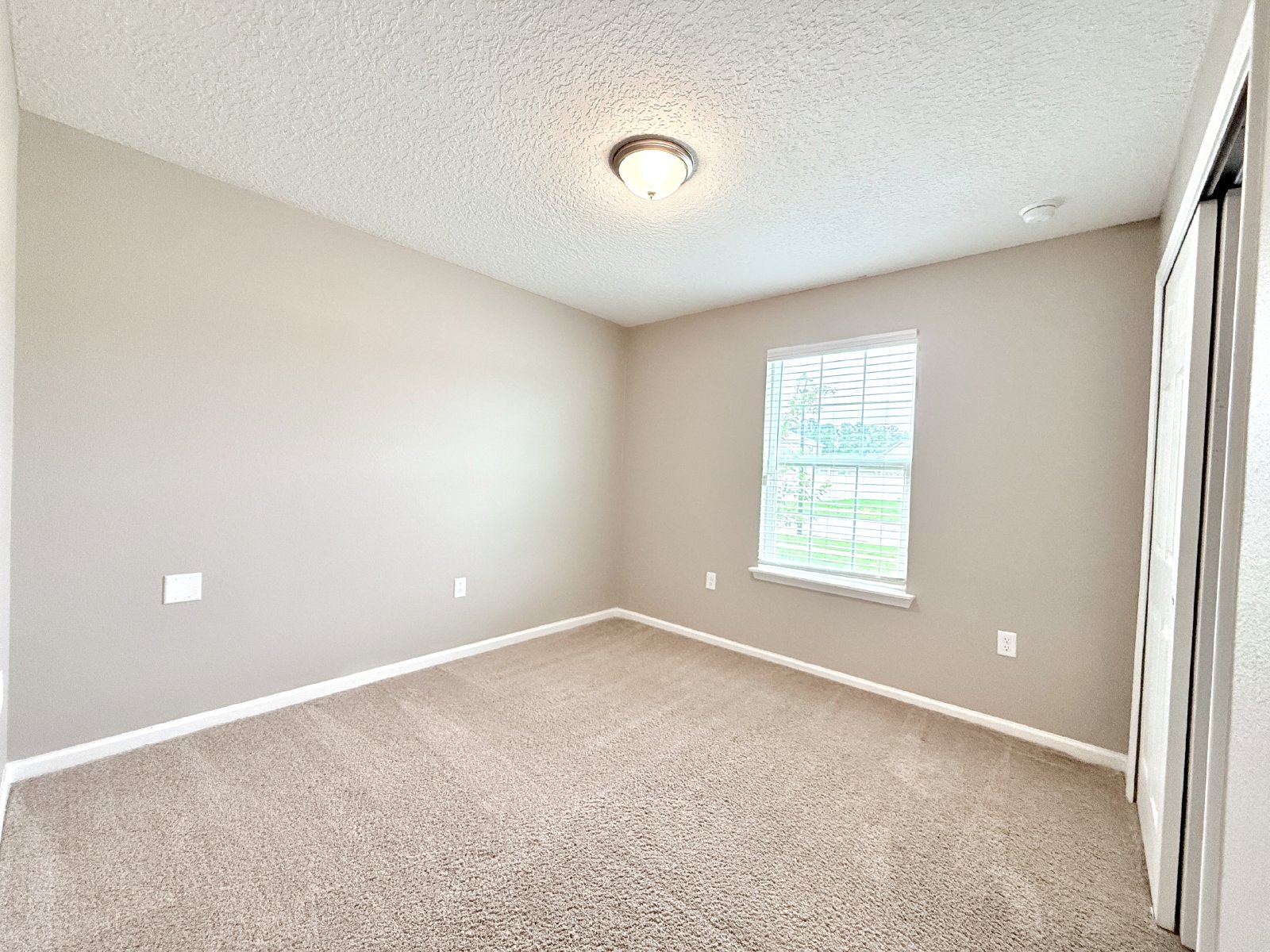 Spacious 3BR Home with Flex Space, Preserve Views & Community Amenities property image