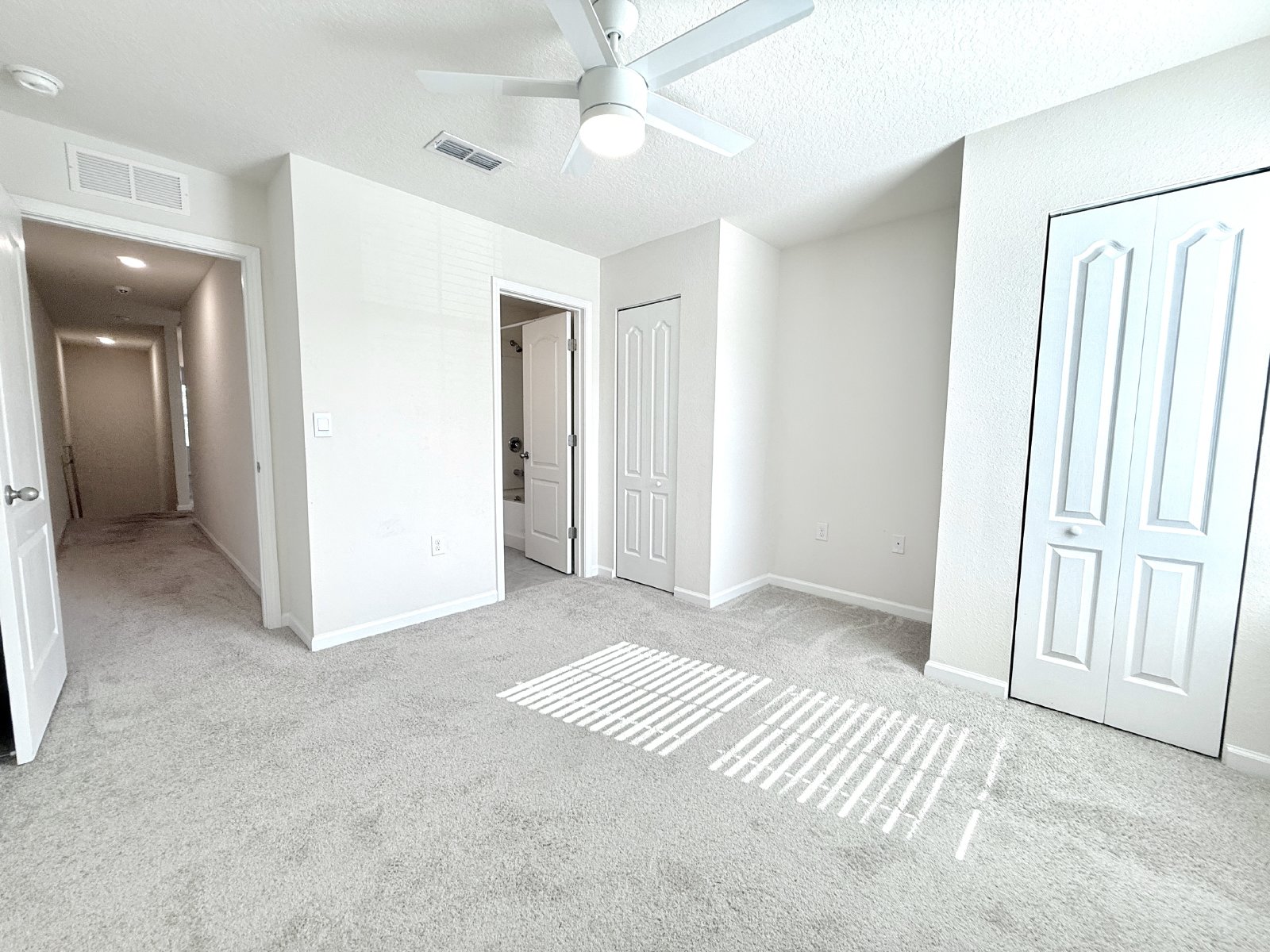 Townhome in Ideal Location property image