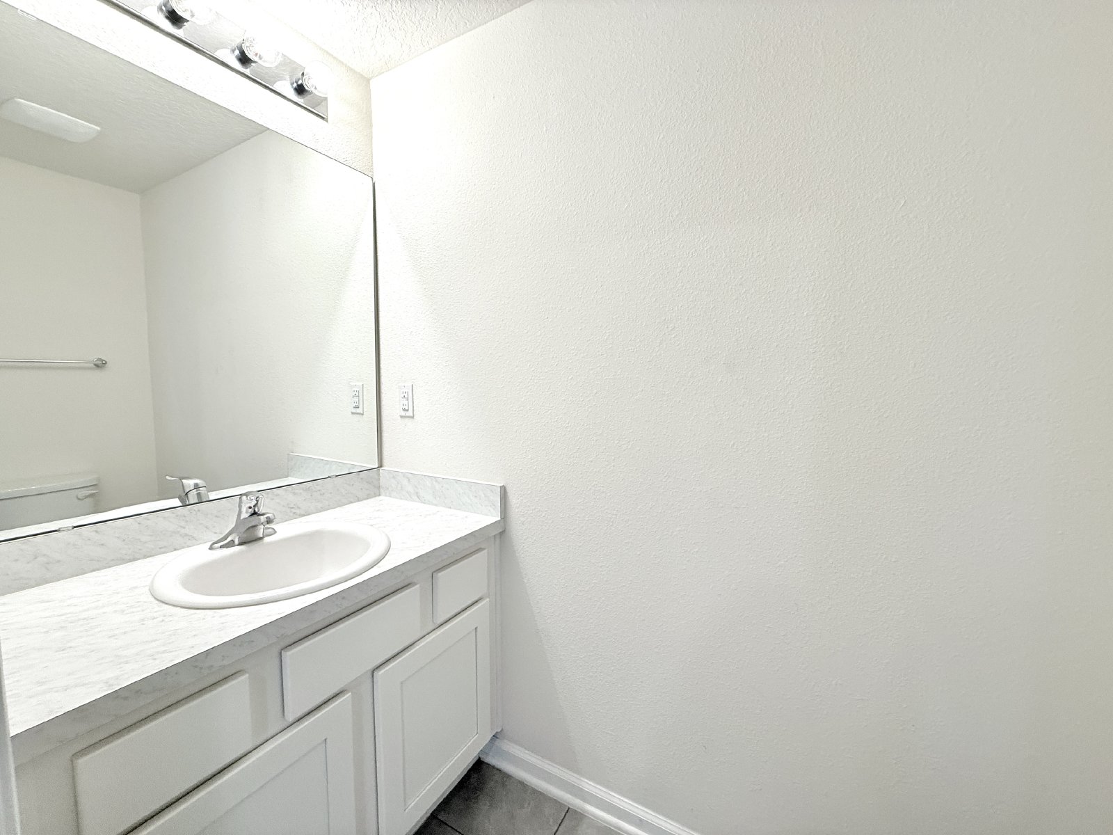 Townhome in Ideal Location property image