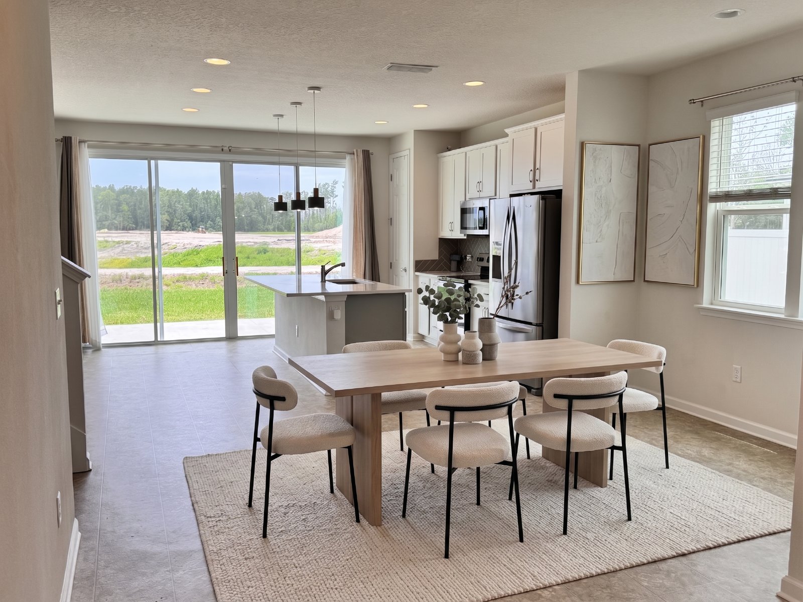 Large 4-bed 3-bath home in Greene Meadows property image