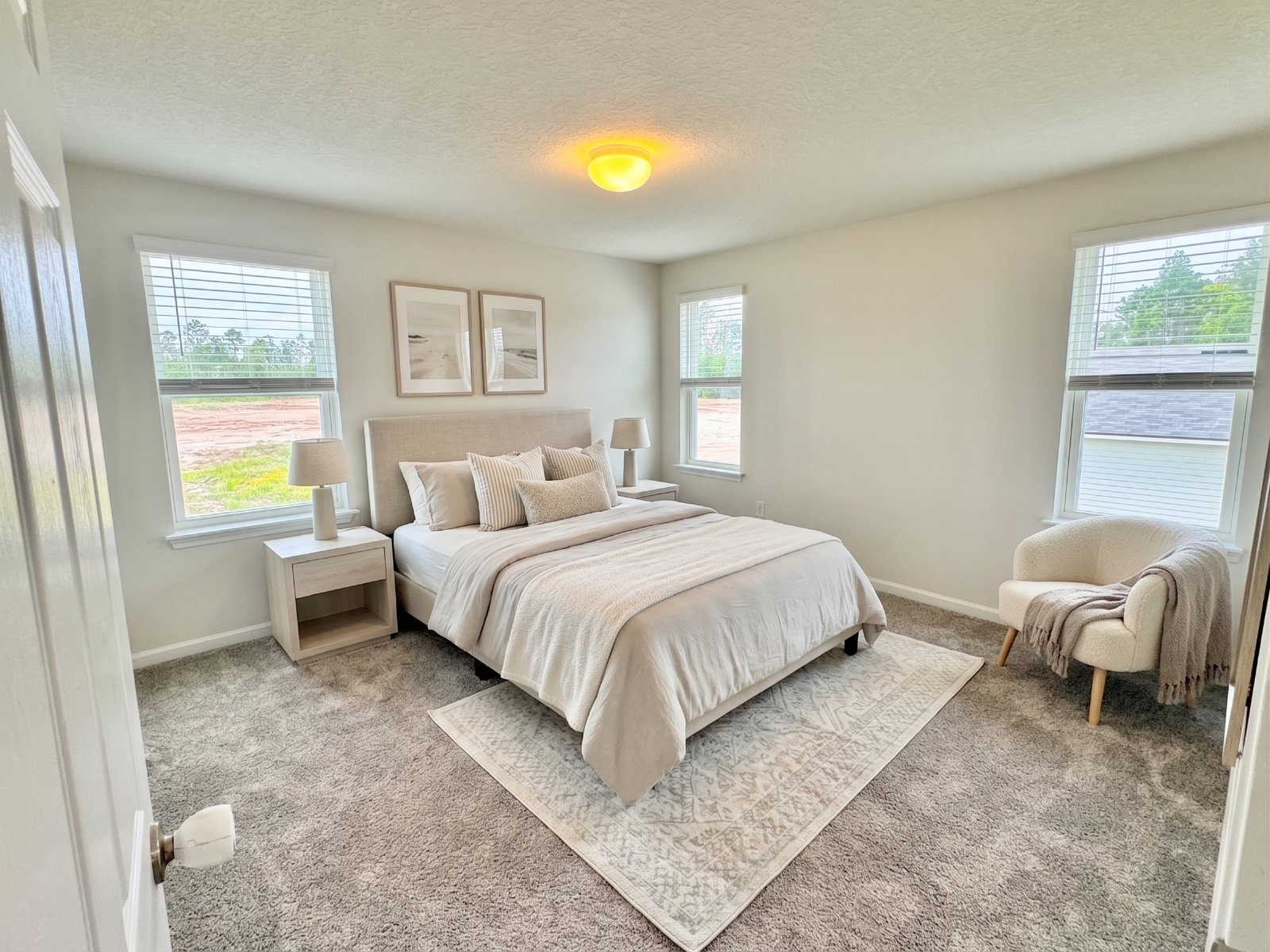 Large 4-bed 3-bath home in Greene Meadows property image