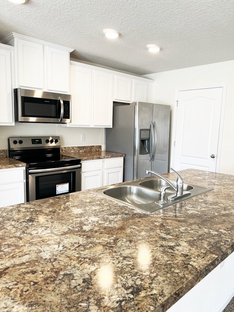 Like New 3/2 Northside home property image